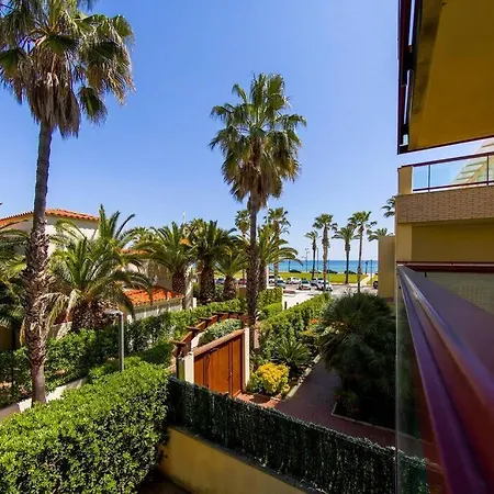 Just Oliver Holidays- Mediterraneo 411 * La Pineda