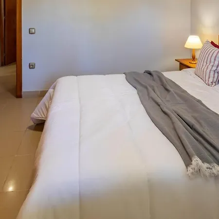Just Oliver Holidays- Mediterraneo 411 Apartment